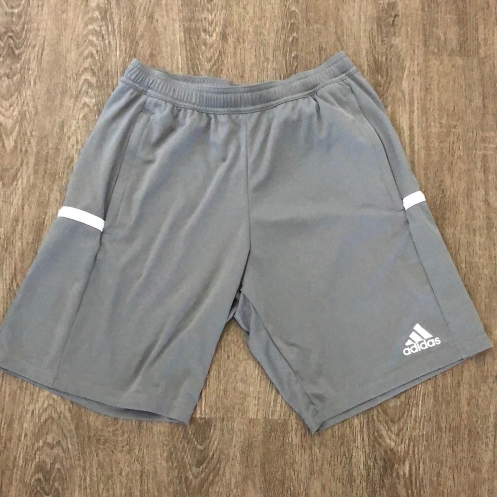 Men’s adidas shorts. Size M.